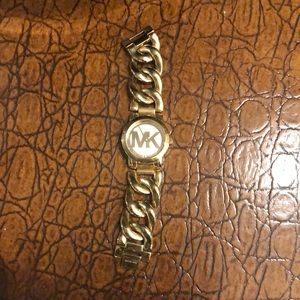 Michael Kors Gold Watch 💛